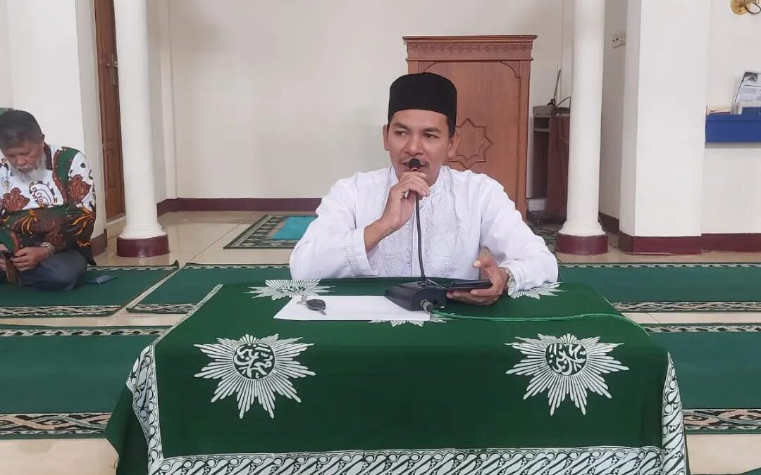 PJ KEPALA DESA TRITIH WETAN MENGHADIRI KEGIATAN AMALIYAH BULAN RAMADHAN 1445 H MUHAMMADIYAH RANTING DESA TRITIH WETAN KECAMATAN JERUKLEGI KABUPATEN CILACAP