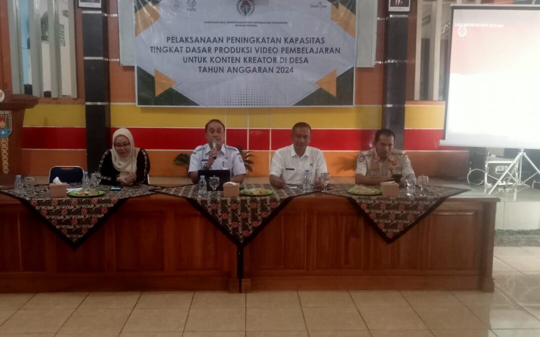 PEMBUKAAN PELATIHAN PENINGKATAN KAPASITAS VIDEO PEMBELAJARAN UNTUK CONTENT CREATOR DI DESA TRITIH WETAN