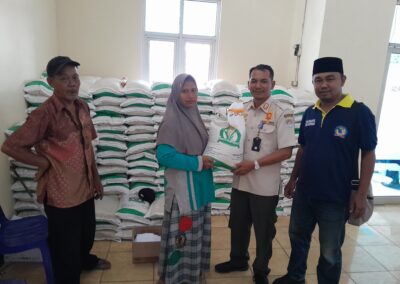 PENYALURAN BANTUAN PANGAN CBP TAHAP KETIGA TAHUN 2024 ALOKASI AGUSTUS DI DESA TRITIH WETAN
