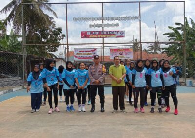 PJ KEPALA DESA TRITIH WETAN HADIRI PEMBUKAAN TURNAMEN BOLA VOLI PUTRI DI DUSUN KALIANGIN DESA TRITIH WETAN
