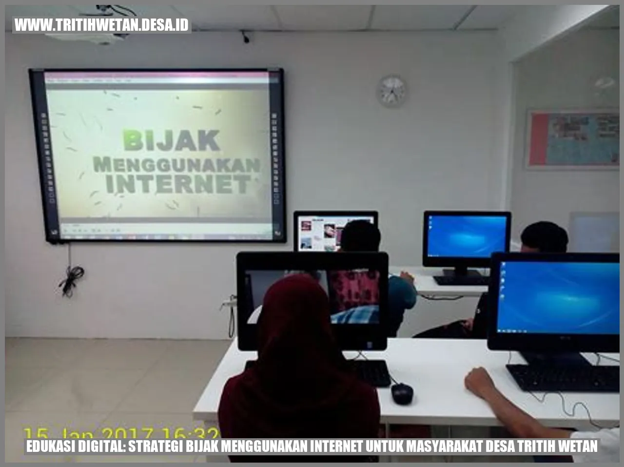 Edukasi Digital: Strategi Bijak Menggunakan Internet untuk Masyarakat Desa Tritih Wetan
